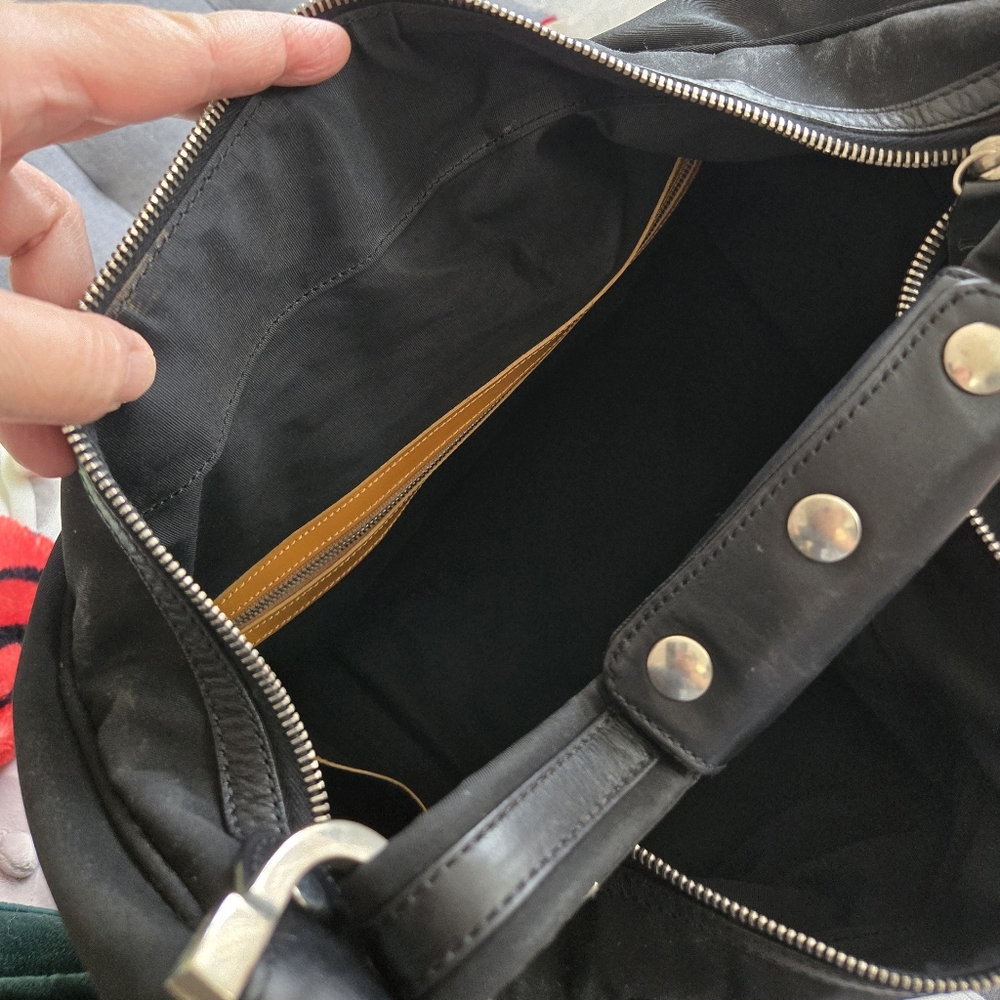 Tod's Hobo Shoulder Bag - Picture 7 of 11